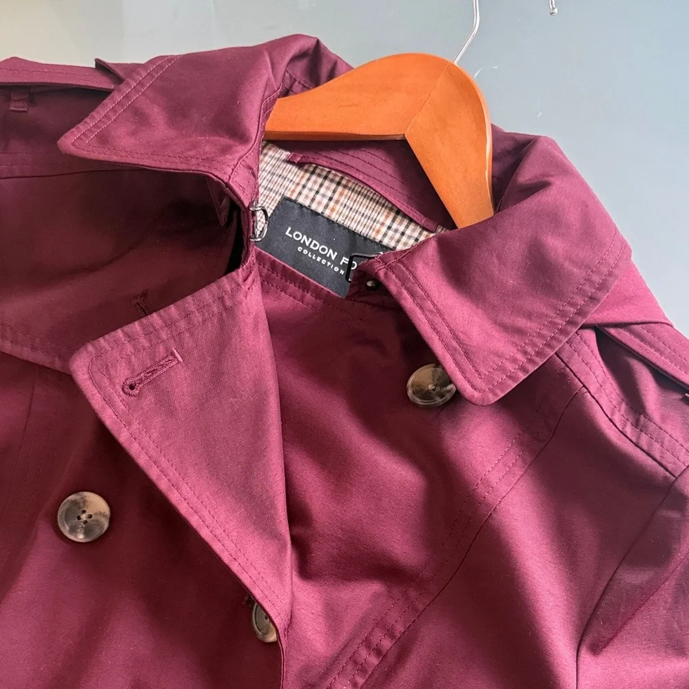 London Fog Women’s Trench Coat Size L Black Cherry | Removable Hood | Belted - Picture 8 of 11